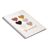 Boho Hört Liebe positives Zitat Sie sind so gelieb Notizblock (Rechte Seite)