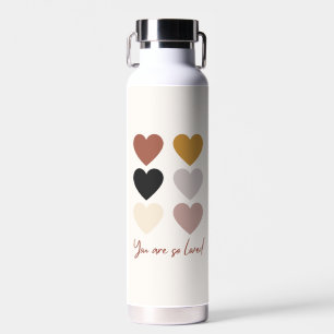 Boho Hört Liebe positives Zitat Sie sind so gelieb Trinkflasche