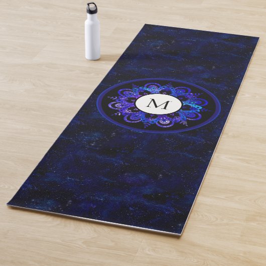Boho Indigo Blue Universe Galaxy Mandala Monogram Yogamatte (Beispiel)