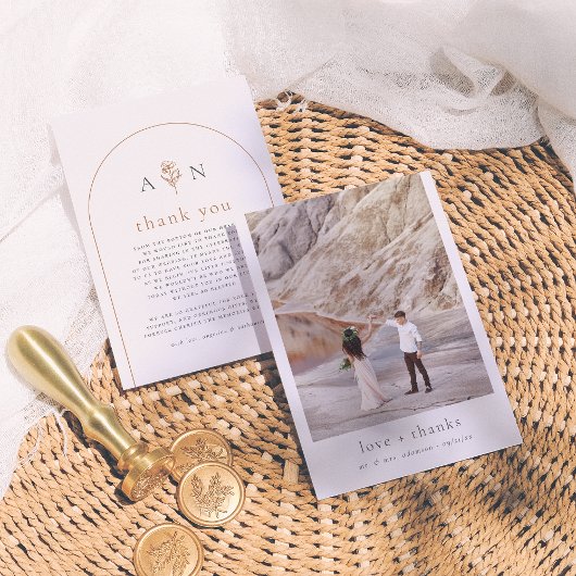 Boho Initials Terracotta Arch & Foto Wedding Dankeskarte