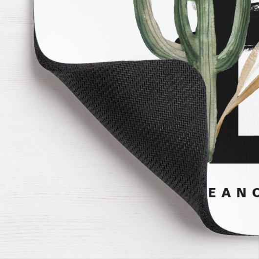 Boho Letter E Monogram | Tropisches Kaktus-Monogra Mousepad (Ecke)