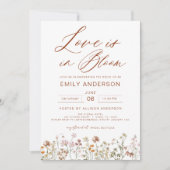 Boho Liebe ist in Bloom Wildblume Brautparty Einladung (Vorderseite)