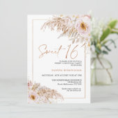 Boho Light Blush Floral Pampas Grass 16. Geburtsta Einladung (Stehend Vorderseite)