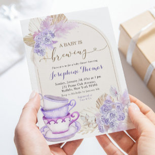 Boho Lila Lilac Floral Baby wird brauen Einladung