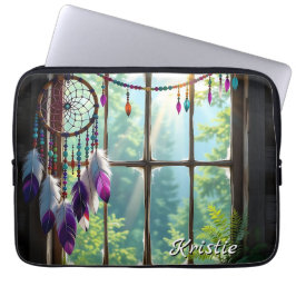 Boho Lila Traumfänger im Fenster Personalisiert Laptopschutzhülle