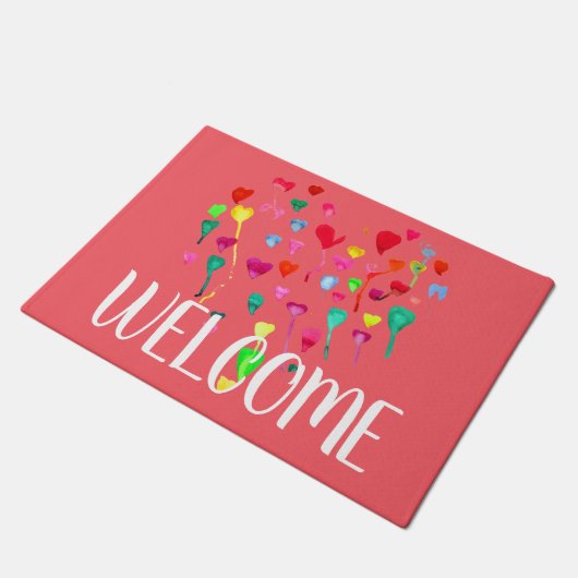 Boho mädchenhafte farbenfrohe Wasserfarbenherzen B Fußmatte (Schrägansicht)