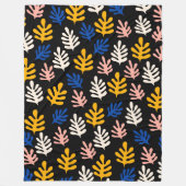 Boho Matisse Botanische Formen in Schwarz Rosa Bla Fleecedecke (Vorderseite)