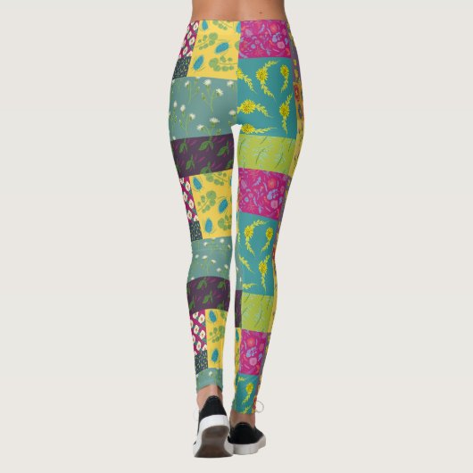 Boho Maximalist Patchwork Quilt Gemustert Leggings (Rückseite)
