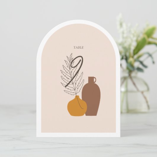 Boho Minimalistisch Vases Wedding Tischnummer Card (Stehend Vorderseite)