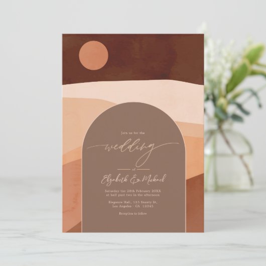 Boho Mocha Mousse Earthy Modern Wedding Foto Einladung (Stehend Vorderseite)
