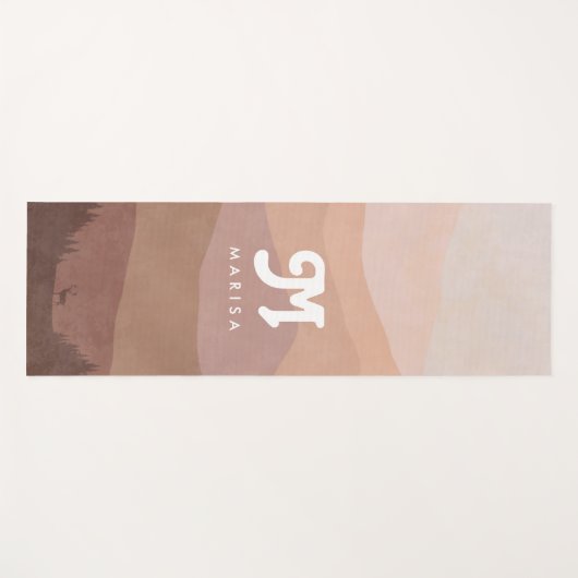 Boho Monogram Mountains & Forest Pink Yogamatte (Vorderseite (Horizontal))