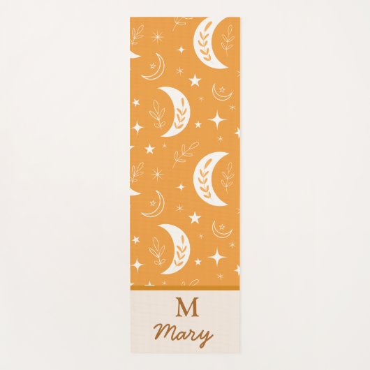 Boho Moon Muster auf Orange Mit Monogramm Yogamatte (Vorderseite)