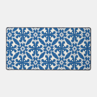 Boho-Muster in Blau – Elegant & Kühn Schreibtischunterlage