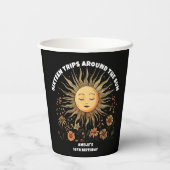 Boho Mystical Sun Birthday Pappbecher (Rückseite)