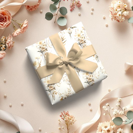 Boho Neutral Beige Bridal Floral Geschenkpapier