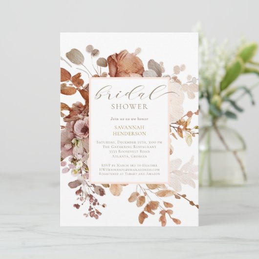 Boho Neutral Floral Brautparty Einladung (Stehend Vorderseite)