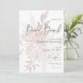Boho Neutral Soft Floral Bouquet Bridal Brunch Einladung (Stehend Vorderseite)