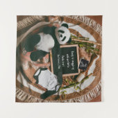 Boho neutrale Schwangerschaft Ankündigung Niedlich Wandteppich (Vorderseite (Horizontal))