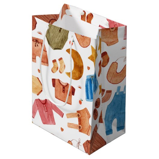 Boho Newborn Baby Clothes Mittlere Geschenktüte (Vorderseite Schrägansicht)