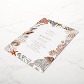 Boho Ocean Seashells Coral Beach Wedding Rose Gold Folieneinladung (Gedreht)