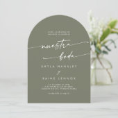 Boho Olive Green Foto Arch Spanish Wedding Einladung (Stehend Vorderseite)