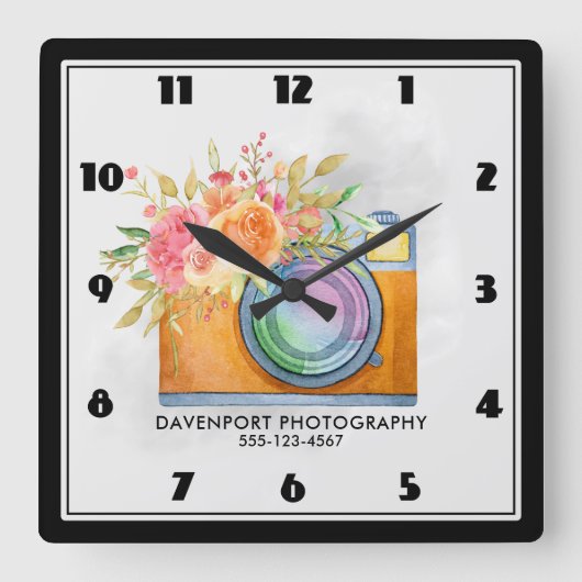 Boho Orange Kamera & Blume Aquarell Quadratische Wanduhr (Vorderseite)