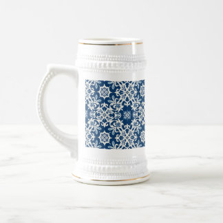 Boho Ornament Pattern in White-Blue Vintage Bierglas