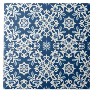Boho-Ornamentmuster in weiß-blauem Vintage-Stil Fliese
