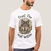 Boho Ornate Wolf with Leaves T-Shirt (Vorderseite)