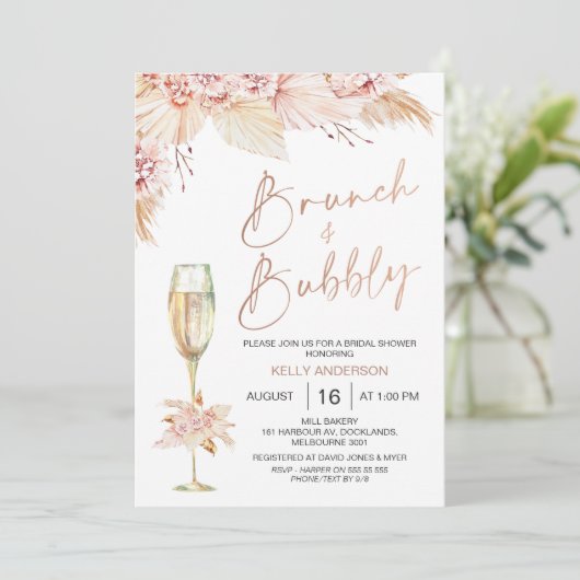 Boho Pampas Brunch Bubbly Bridal Dusche Einladung (Stehend Vorderseite)