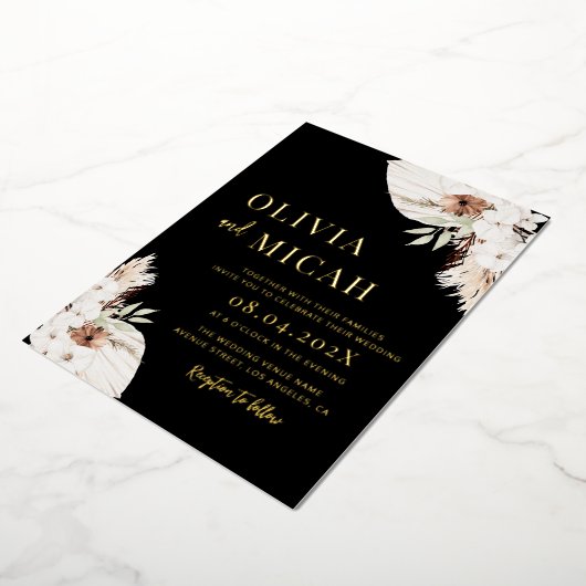 Boho Pampas Gras schwarze Hochzeitseinladung Gold Folieneinladung (Gedreht)