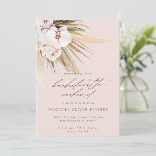 Boho Pampas Grass Blush Pink Bachelorette Wochenen Einladung (Stehend Vorderseite)