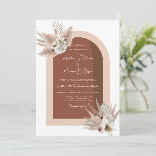 Boho Pampas Grass Floral Pink Terracotta Wedding Einladung (Stehend Vorderseite)