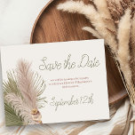 Boho Pampas Grass Western Quinceanera Save The Date<br><div class="desc">Rustikale Save the Date Karte mit personalisiertem Text und Datum. Das Design ist für jeden Anlass bearbeitbar und ein perfektes Spiel für meine Western quinceanera Einladungen. Es hat einen bohligen Stil mit einer Aquarellanordnung aus Pampas-Gras und getrockneten Palmen-Blätter.</div>