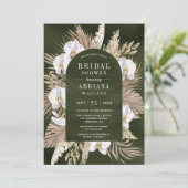 Boho Pampas White Orchid Olive Green Brautparty Einladung (Stehend Vorderseite)