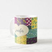Boho Patchwork Quilt and Heart Shape Personalisier Kaffeetasse (Vorderseite Links)