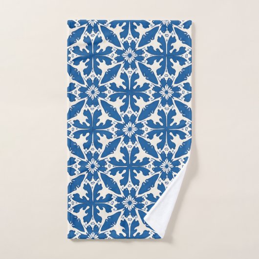 Boho Pattern in Blue – Elegant & Bold Handtuch (Handtuch)