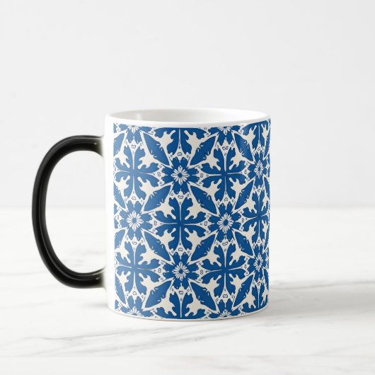 Boho Pattern in Blue – Elegant & Bold Verwandlungstasse (Links)