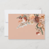 Boho Peach & Rust Blumenpfirsiche Pinselstrich Din RSVP Karte (Rückseite)