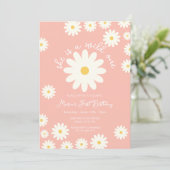 Boho Peach White Daisy Sie ist ein Wilder ONE Gebu Einladung (Stehend Vorderseite)