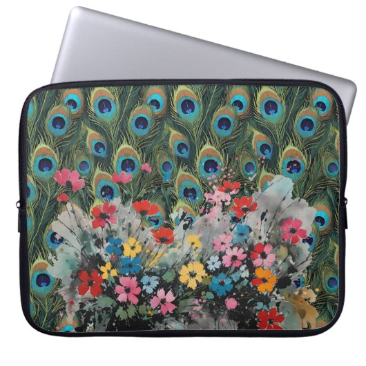Boho Pfauenfedern und Wildblumen Laptopschutzhülle (Vorderseite)