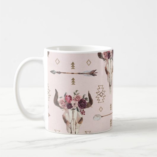 Boho Pfeile und Schädel, Aquarellmuster. Kaffeetasse (Links)