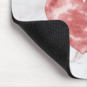 Boho Pink Heart Feathers Daisy Marble Pattern Mousepad (Ecke)