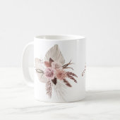 Boho Pink Pampas Grass Getrocknete Blume Monogramm Kaffeetasse (Vorderseite Links)
