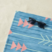 Boho Pink White Arrow Blue Hintergrund Strandtuch (Beispiel)