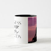 Boho Progress Over Perfektion Yoga Zweifarbige Tasse (Mittel)