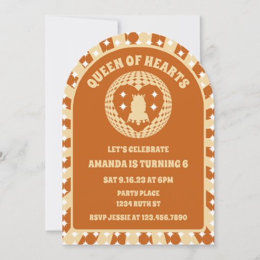 Boho Queen of Hearts Birthday Party Arch Einladung (Vorderseite)