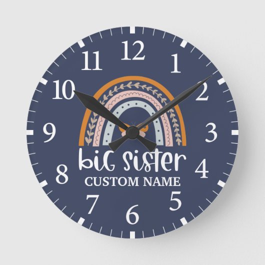 Boho Rainbow & Butterfly Personalisiert Big Sister Runde Wanduhr (Vorderseite)