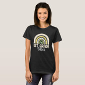 Boho Rainbow First Grade Vibes 1st Teachers Back T T-Shirt (Vorne ganz)