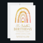 Boho Rainbow Gold Kids Einladung zur Geburtstagspa<br><div class="desc">Ein süß leuchtender orangefarbener goldfarbener Regenbogen mit Sternen und goldener Geburtstagsfeier mit einem kleinen goldenen Herz inmitten des Regenbogens. Ein moderner,  süßer Kontrast von Schrift und Serif goldfarbenen Typ. Einfach und skurril.</div>